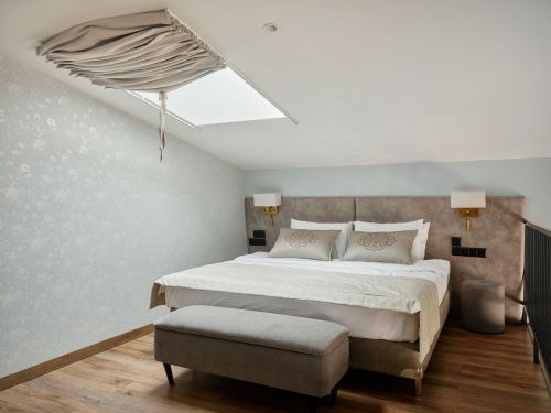 Two-Level Studio Room